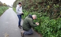 George watches Tim photograph Anogramma leptophylla.jpg